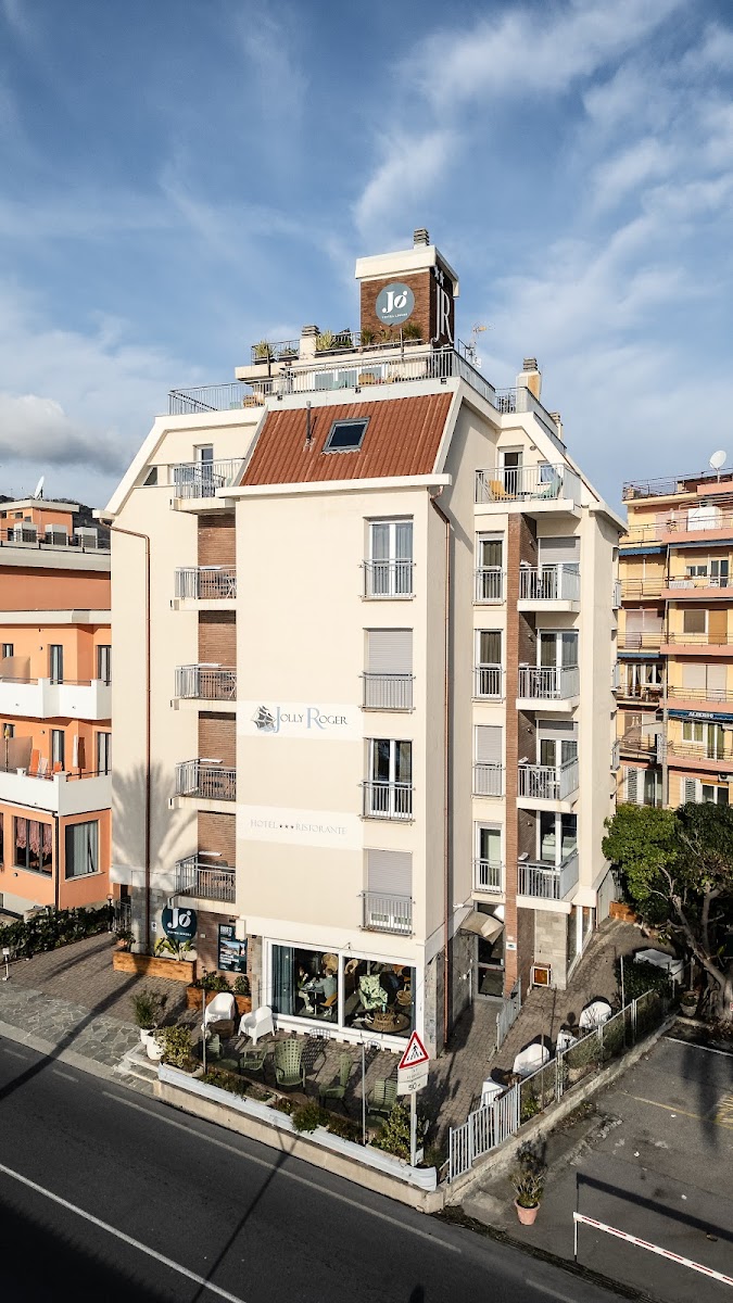 Hotel Jolly Roger