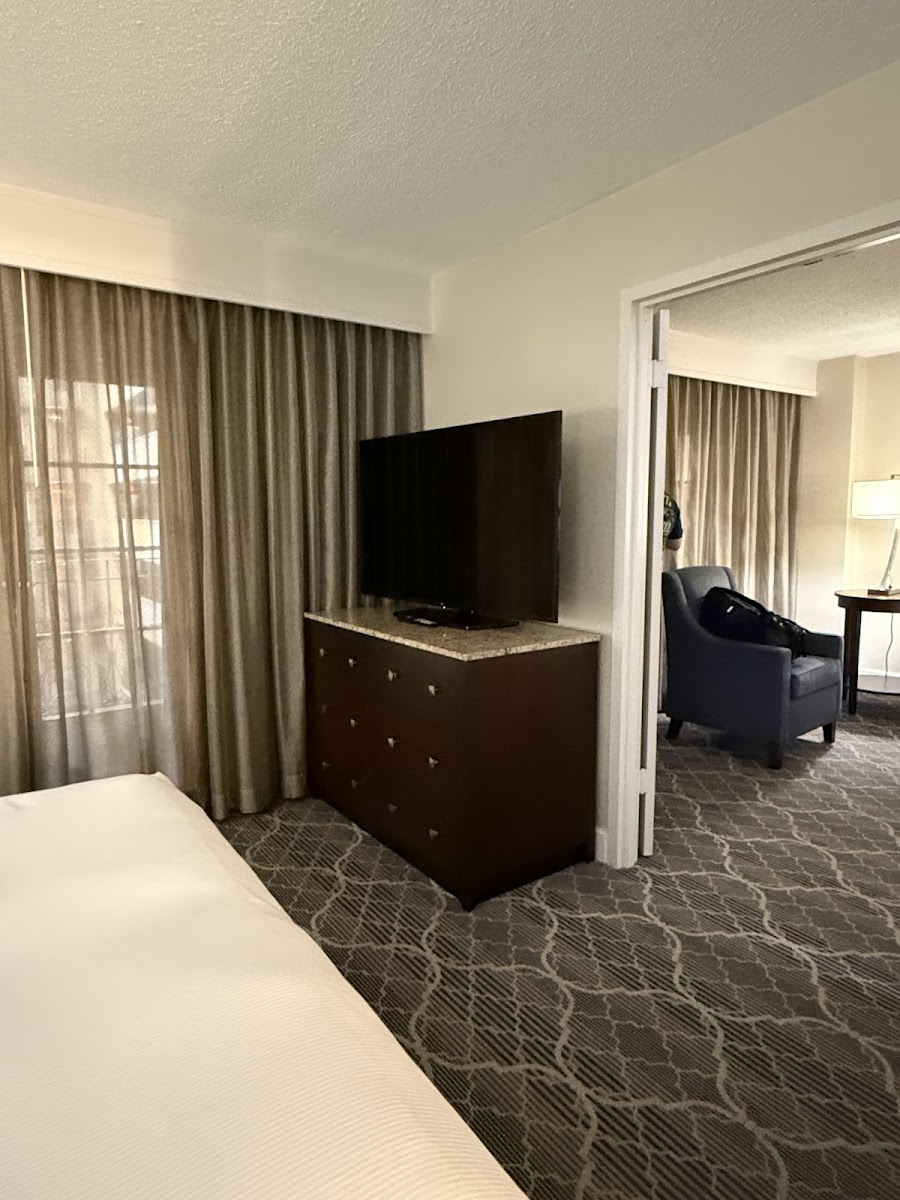 DoubleTree Suites by Hilton at The Battery Atlanta