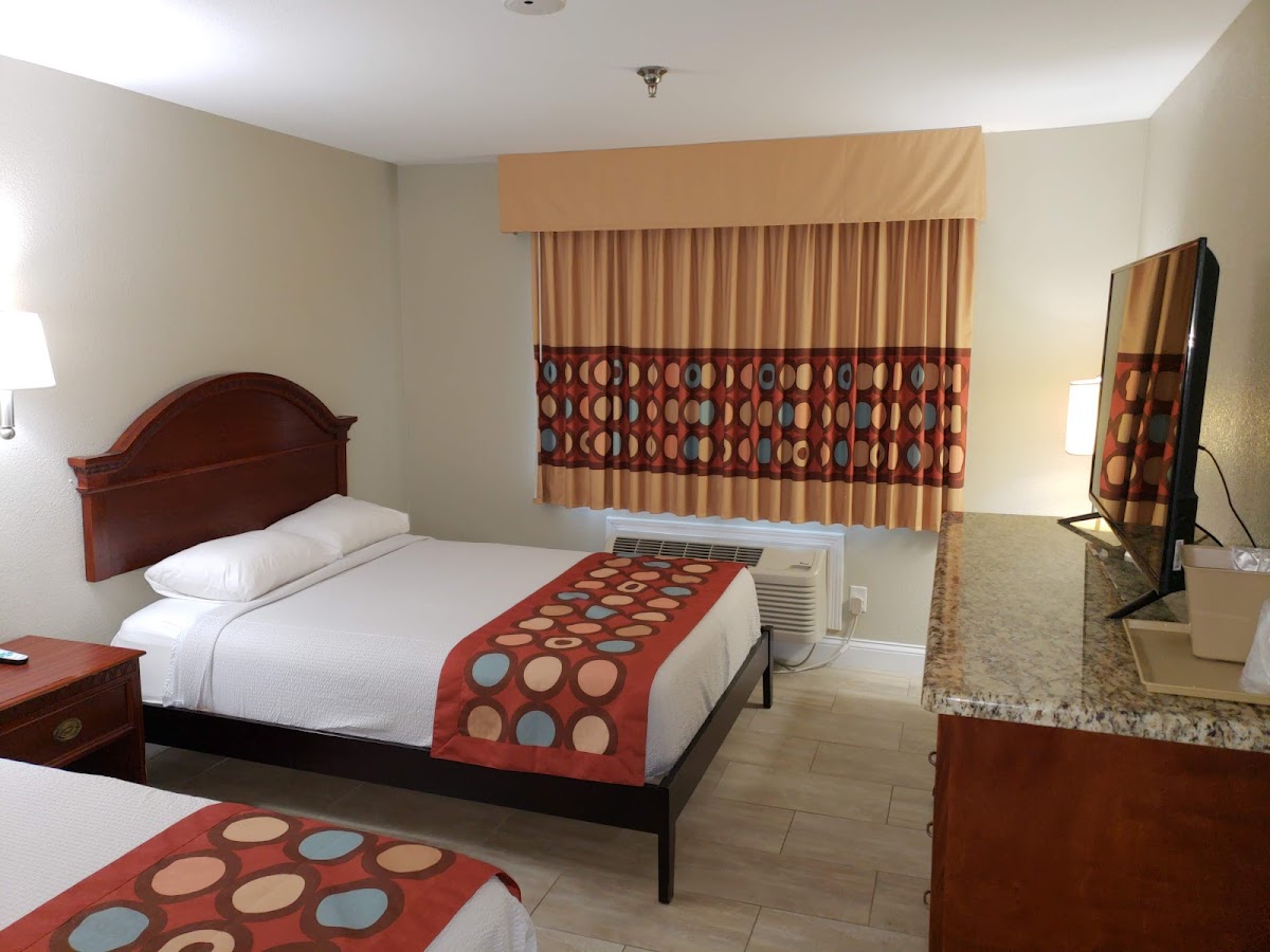 Super 8 by Wyndham Owensboro