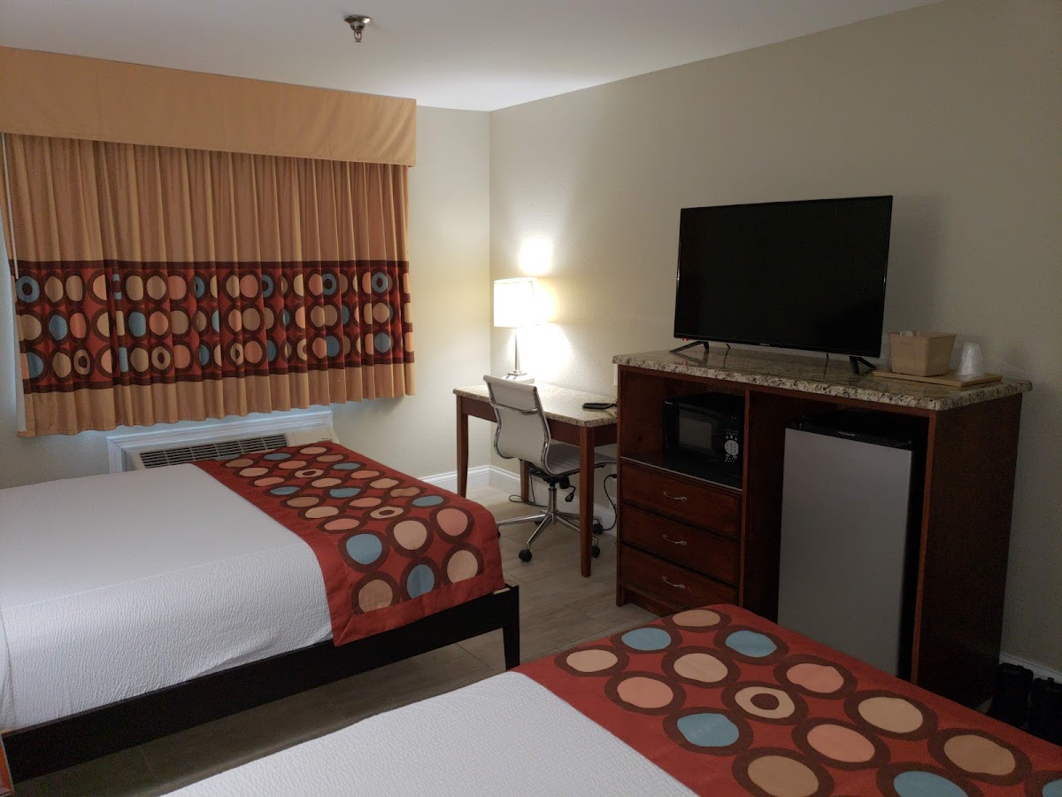 Super 8 by Wyndham Owensboro