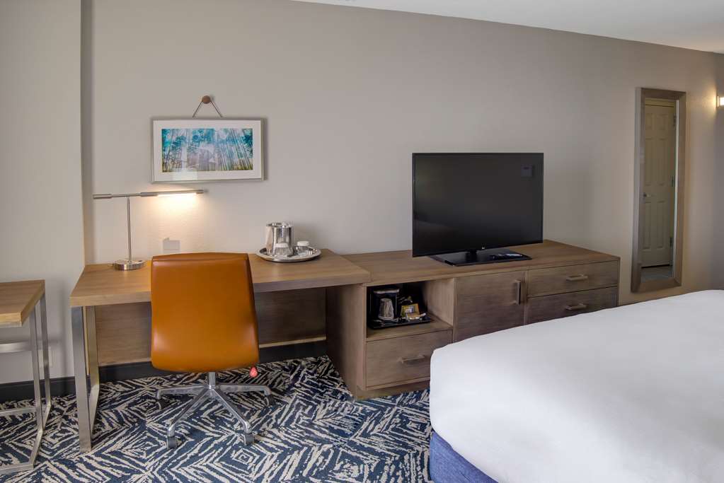 DoubleTree by Hilton Harrisonburg