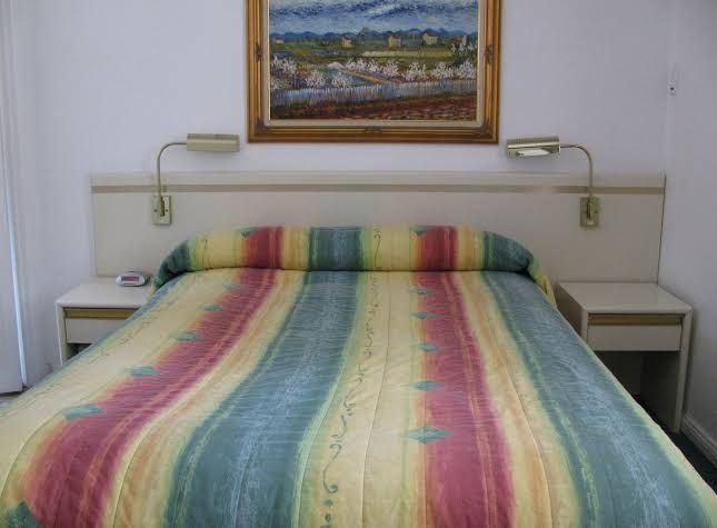 Wayfarer Motel