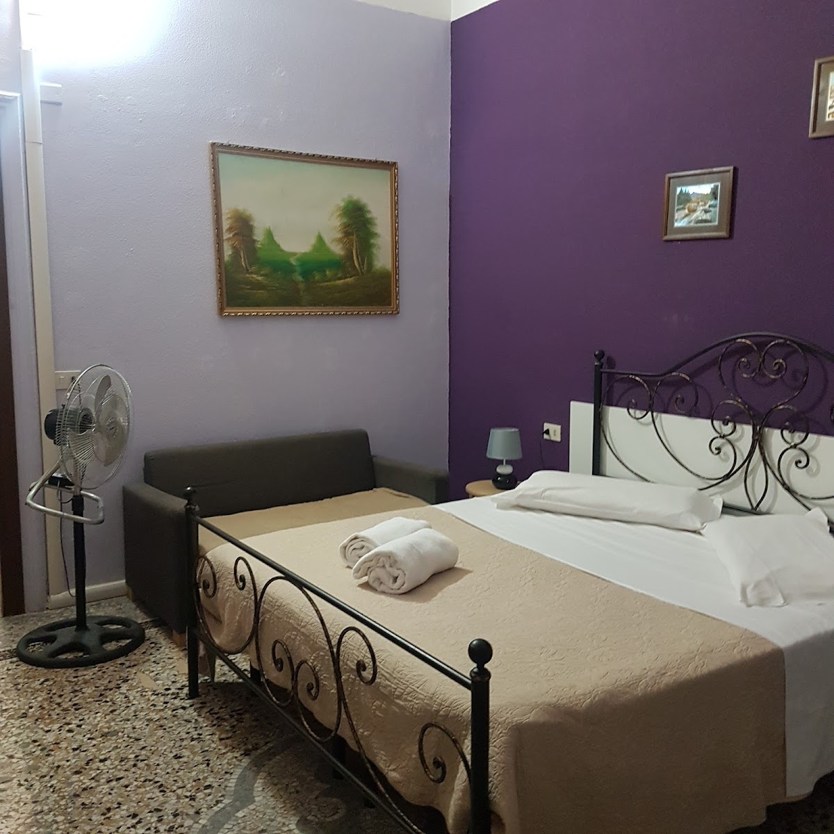 Guesthouse ava roma