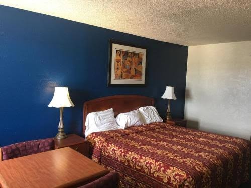 Chaparral Motel