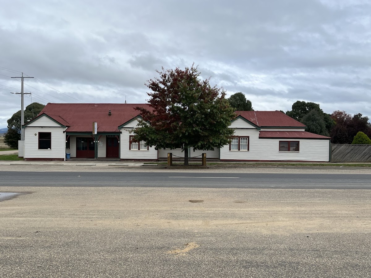 Benambra Hotel - High Country Pub