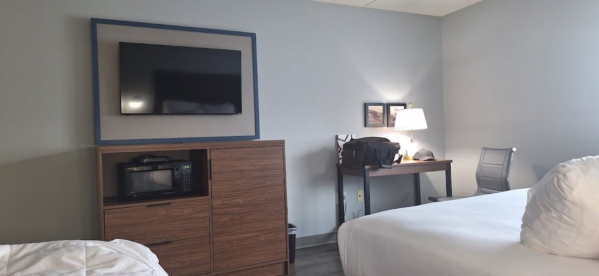AmericInn by Wyndham Lincoln South