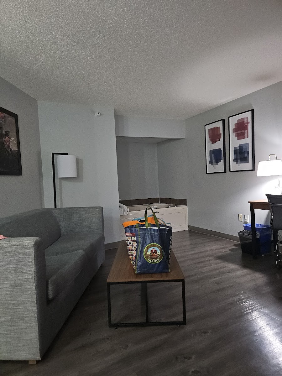AmericInn by Wyndham Lincoln South