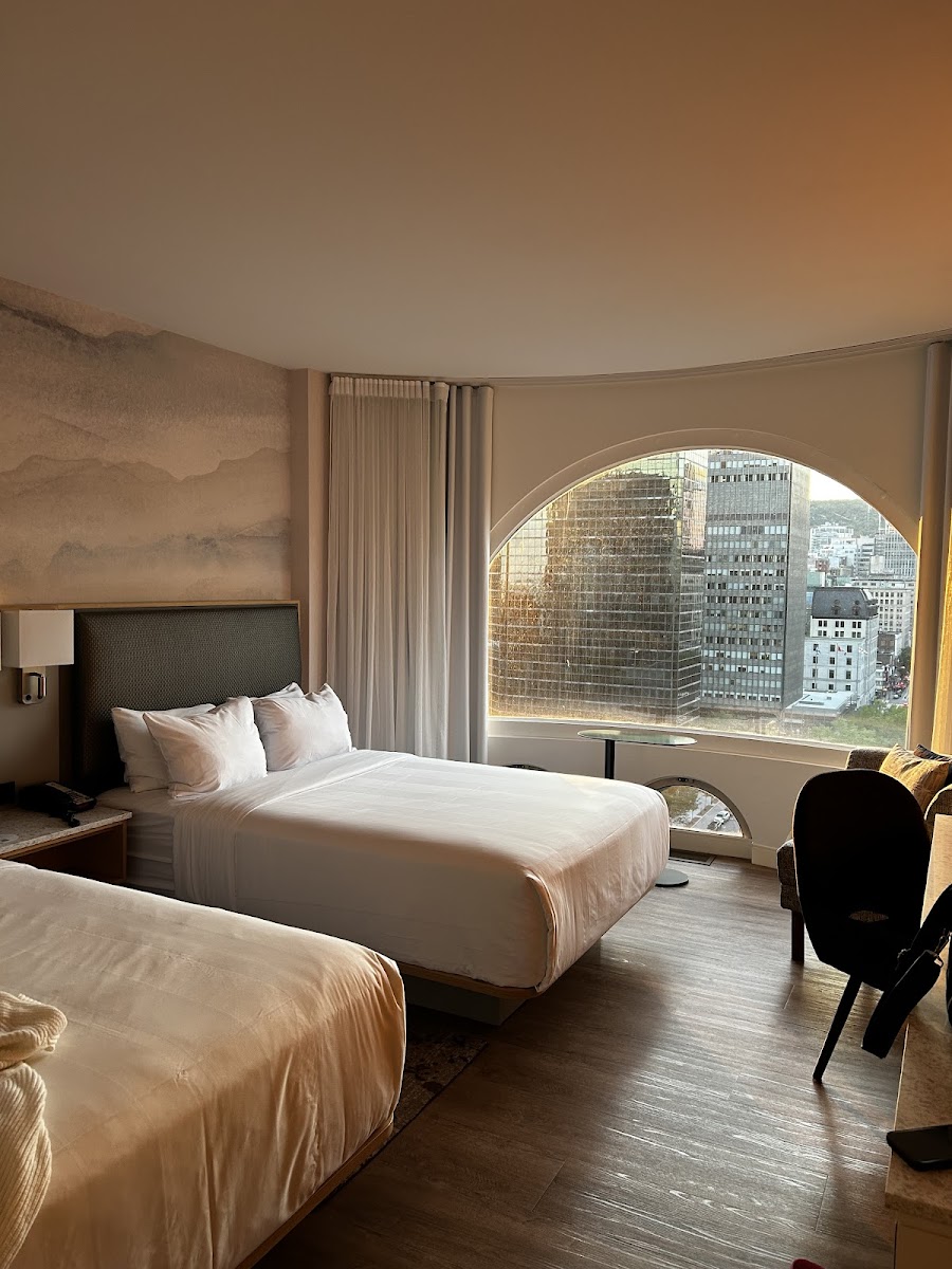 Montreal Marriott Chateau Champlain
