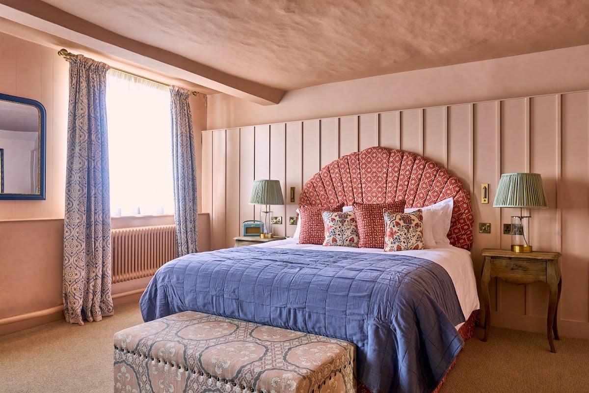 The White Horse, A Heartwood Inn