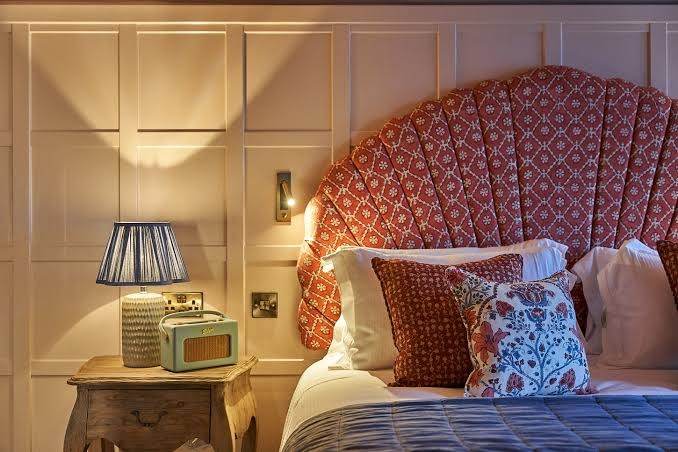 The White Horse, A Heartwood Inn