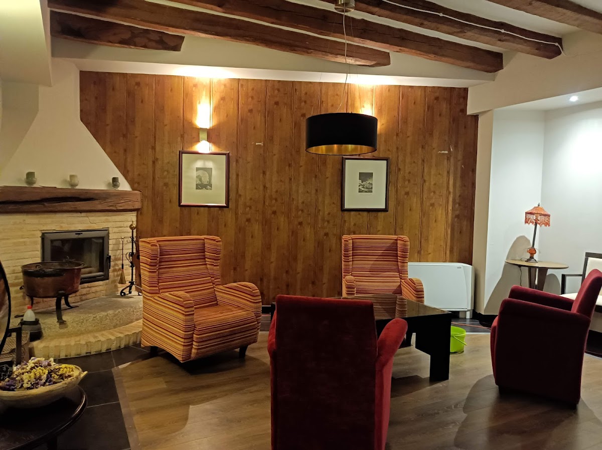 Posada-Cafeteria la Casona de Valbuena