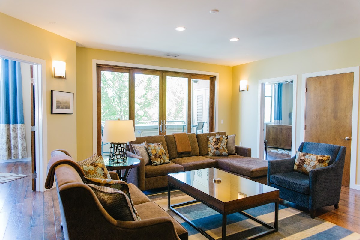 Two Thirty-Five Luxury Suites