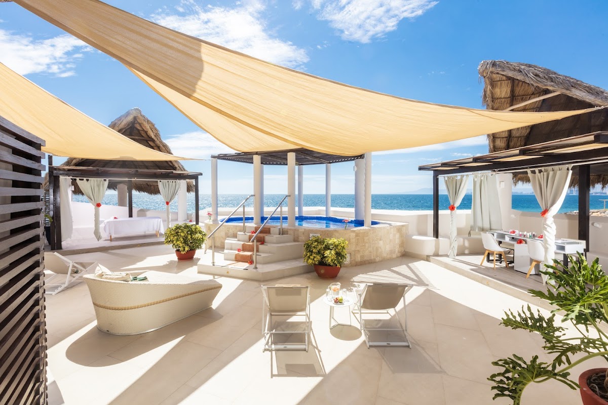 Buenaventura Grand Hotel & Great Moments
