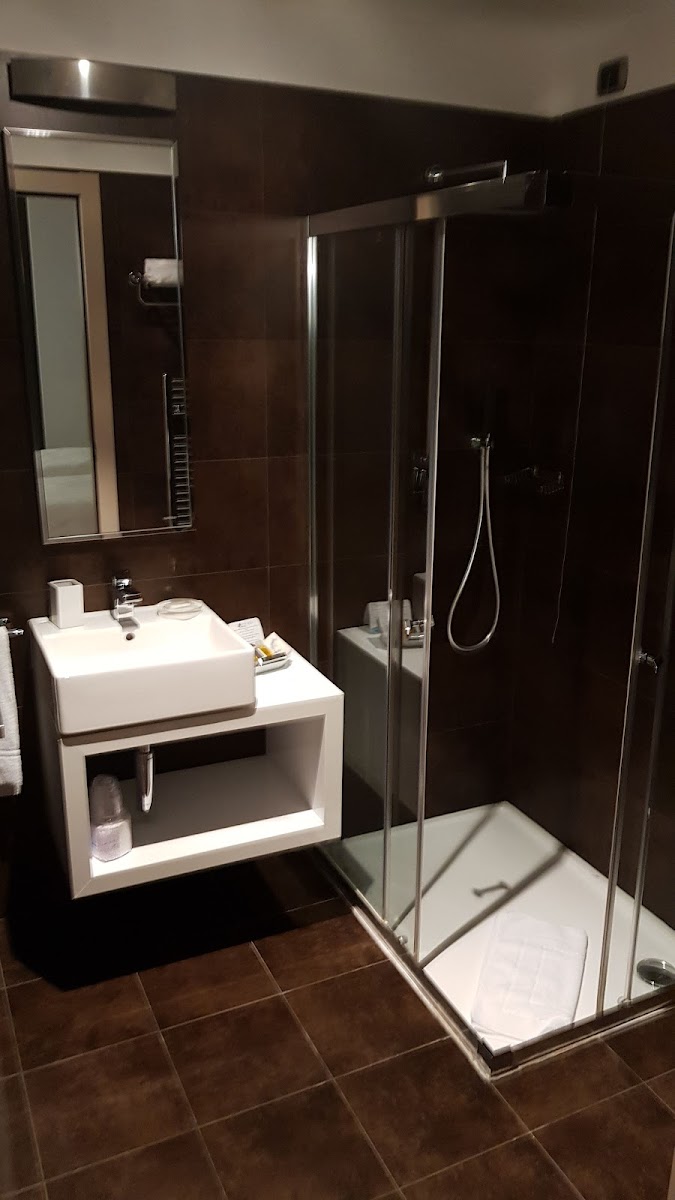 For You Hotel