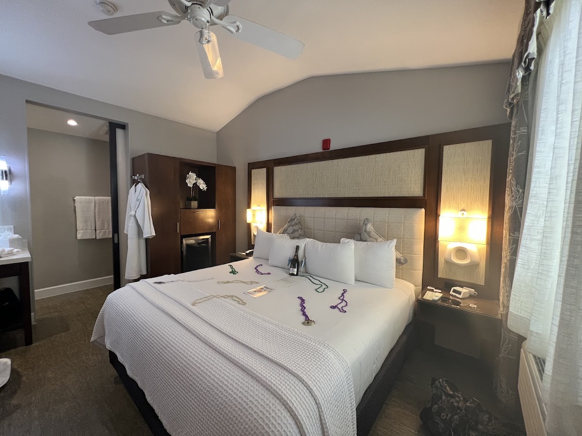 Almond Tree Inn