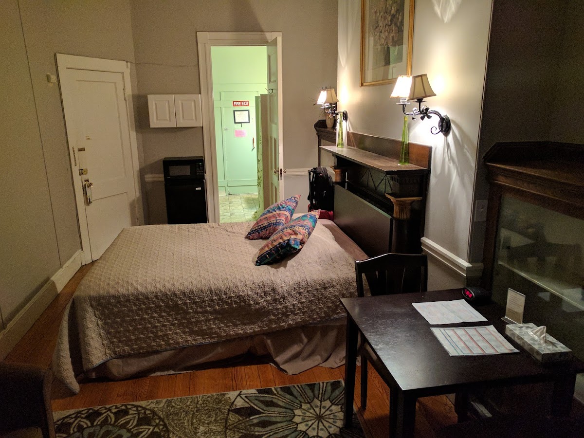 463 Beacon Street Guest House