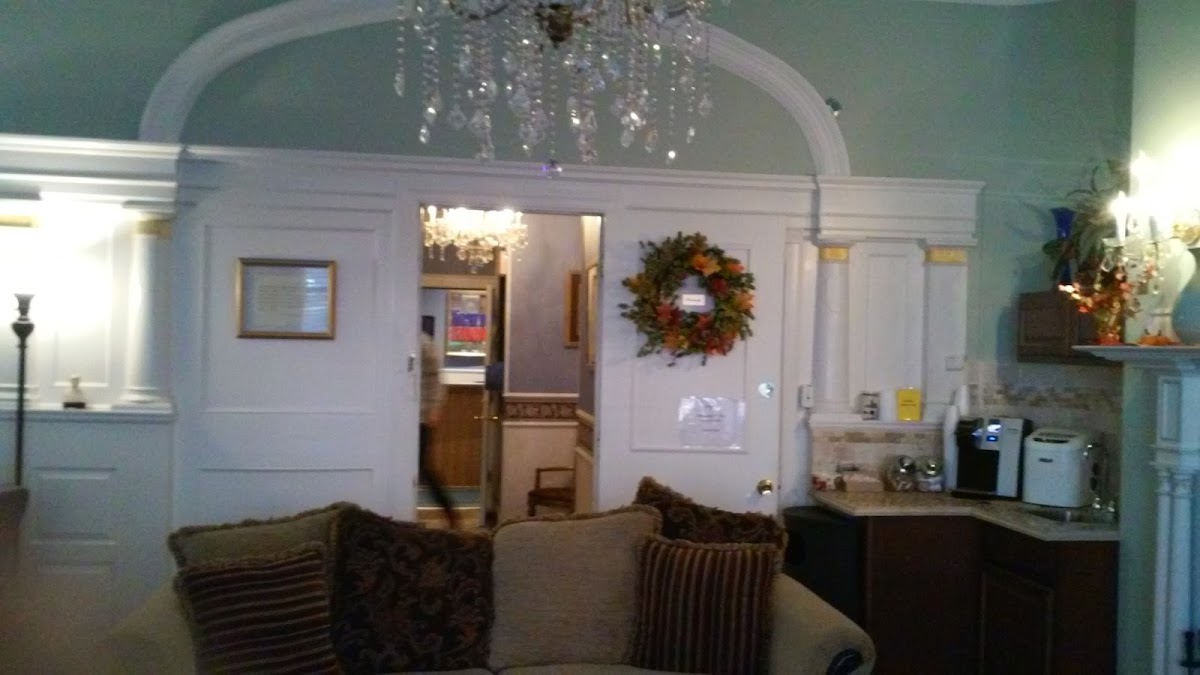 463 Beacon Street Guest House