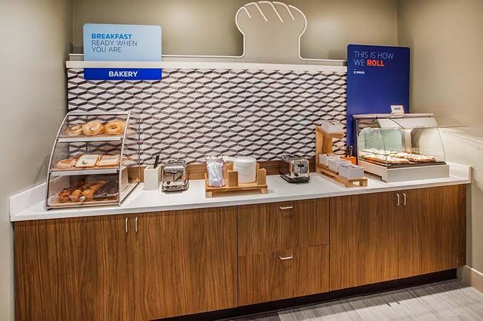 Comfort Inn & Suites Plainville-Foxboro