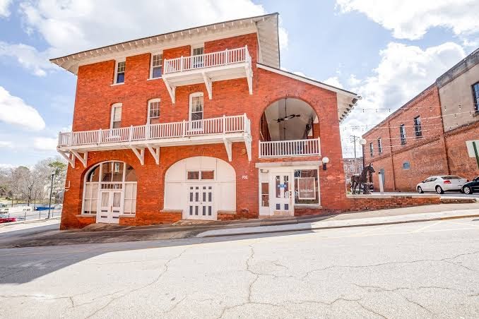 The Belmont Inn