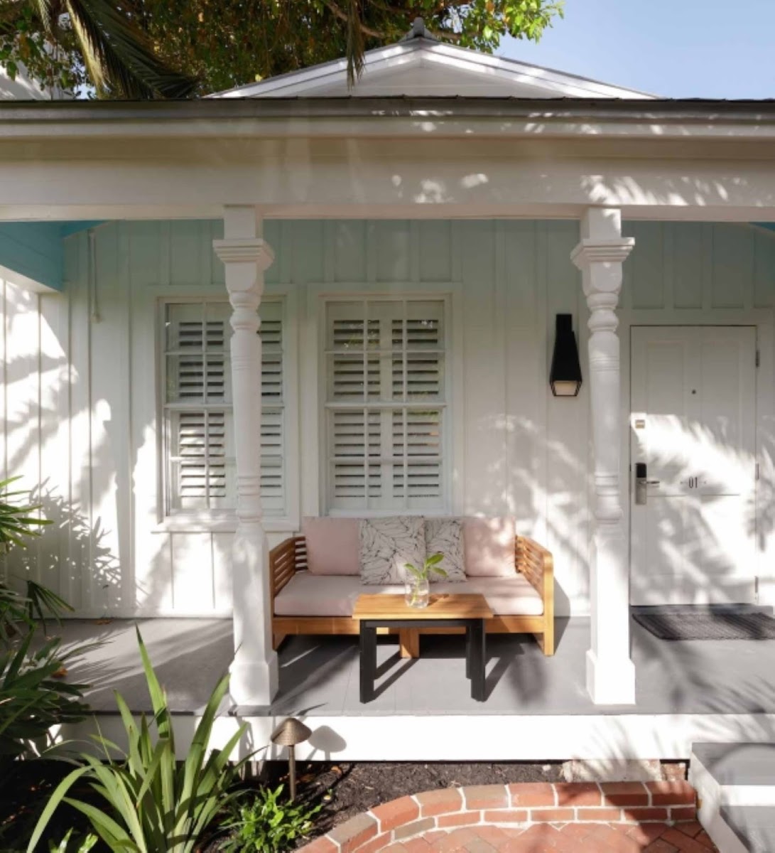 Lighthouse Hotel - Key West Historic Inns