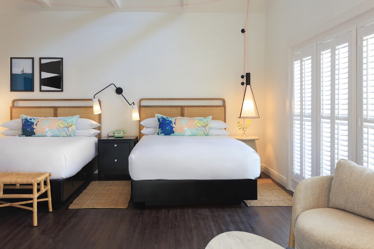 Lighthouse Hotel - Key West Historic Inns
