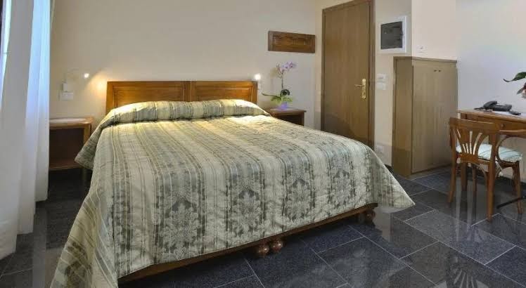 Hotel Italia