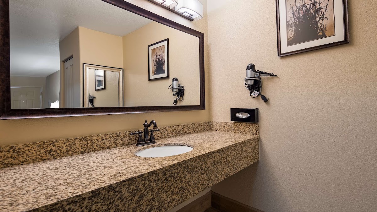 Best Western Apricot Inn