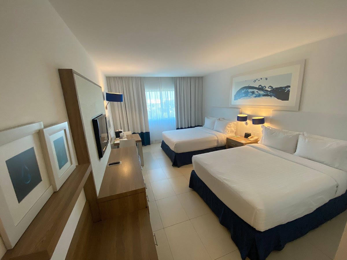 Holiday Inn Acapulco la Isla by IHG