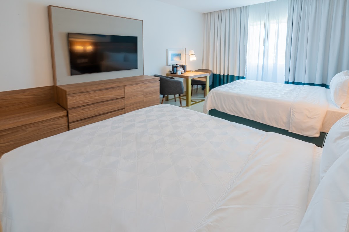 Holiday Inn Acapulco la Isla by IHG