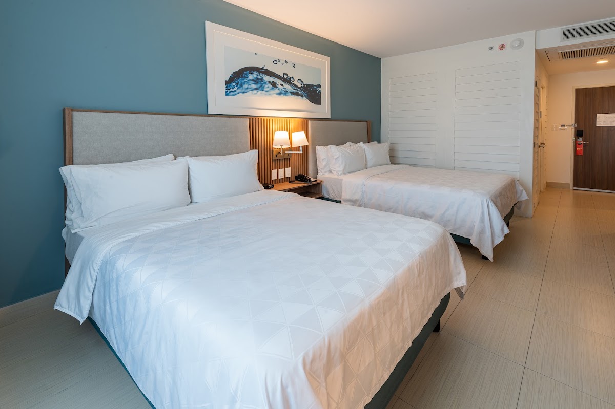 Holiday Inn Acapulco la Isla by IHG