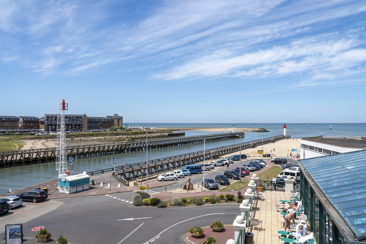SOWELL HÔTELS LE BEACH