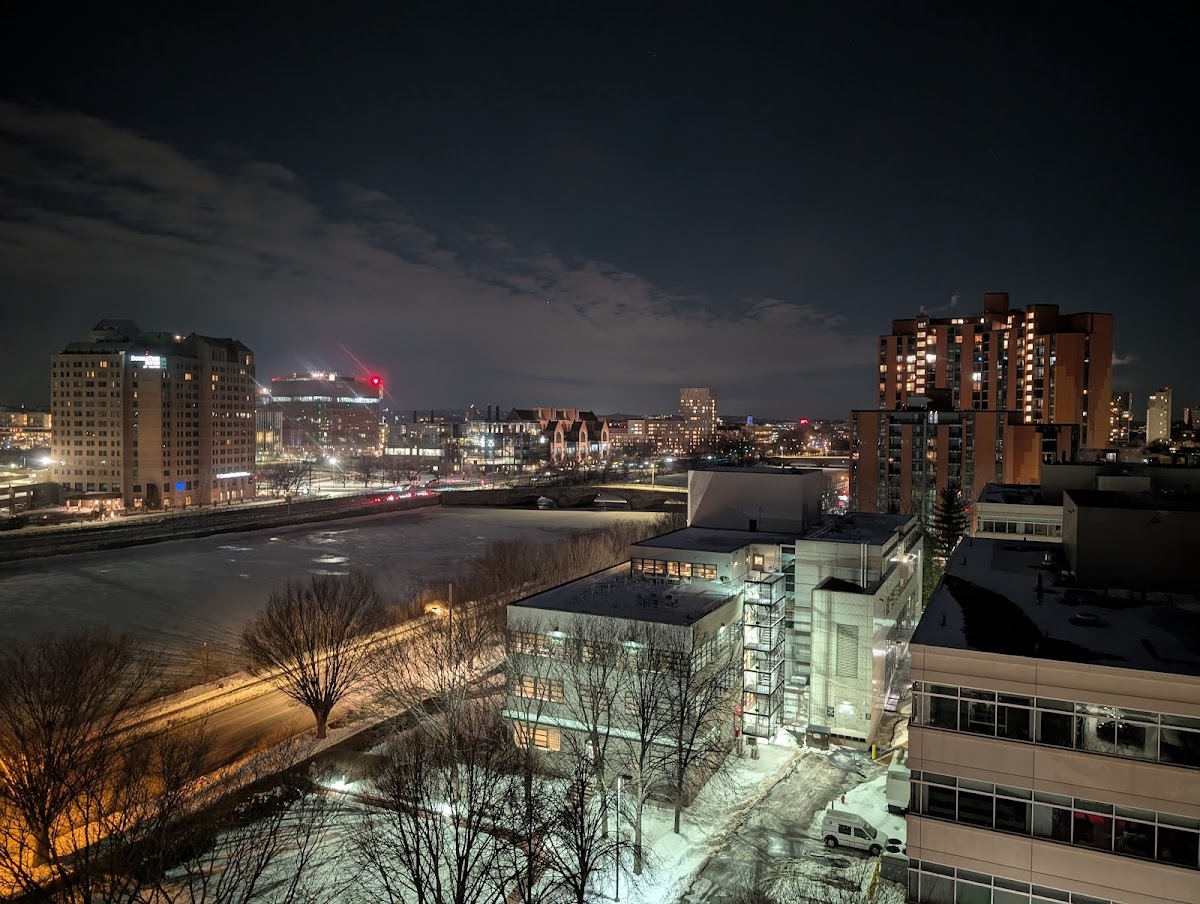 Courtyard by Marriott Boston Cambridge