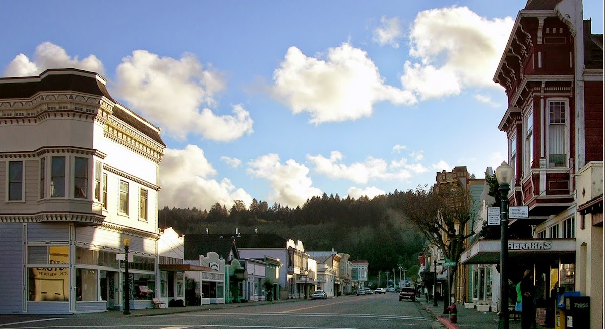 Redwood Suites