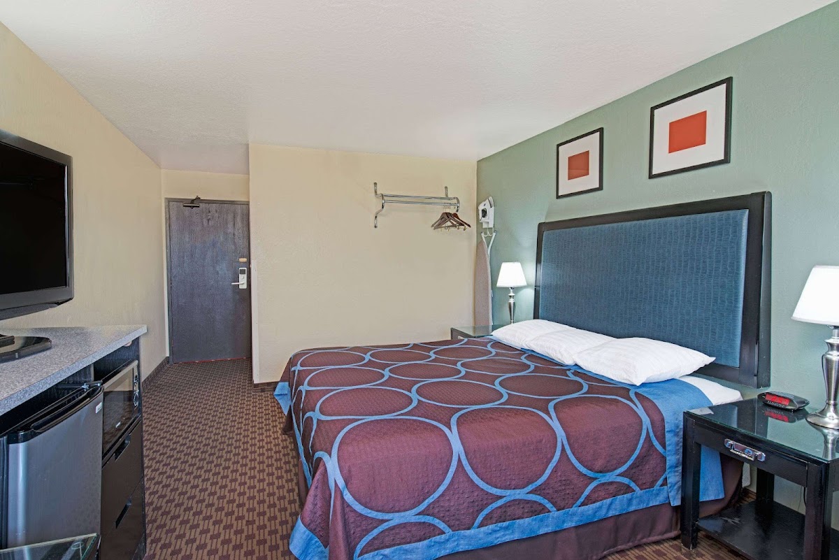 Super 8 by Wyndham Sacramento/Florin Rd