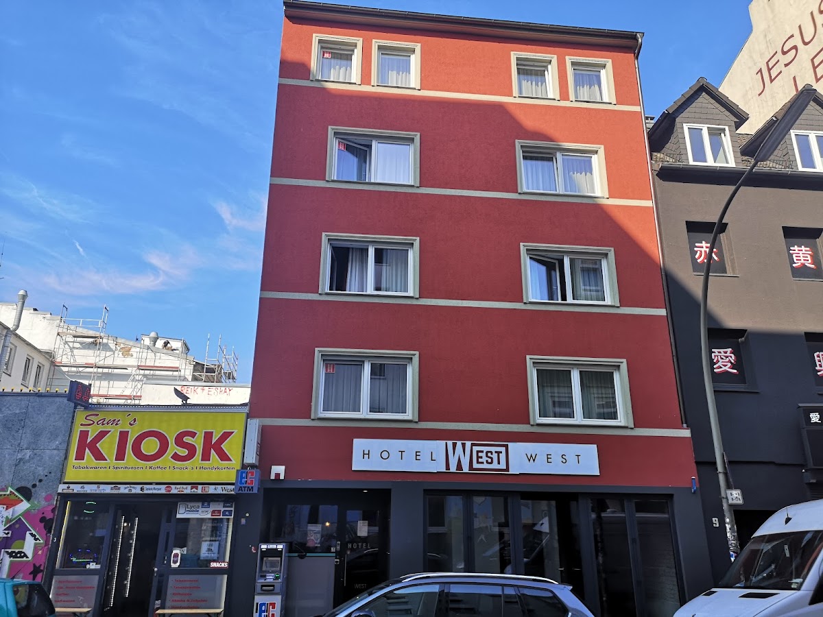 Centro Hotel West