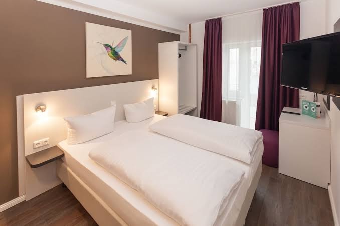 Centro Hotel West