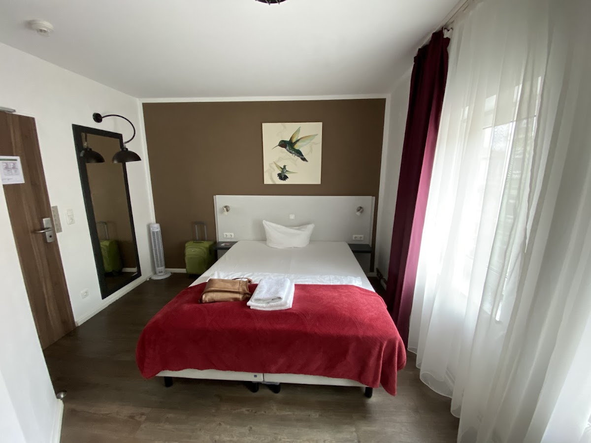 Centro Hotel West