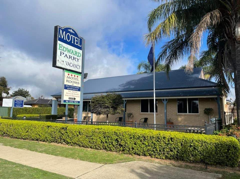 Edward Parry Motel