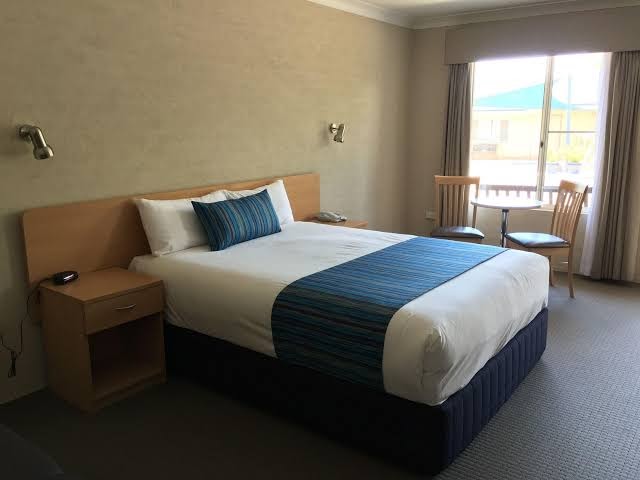 Edward Parry Motel