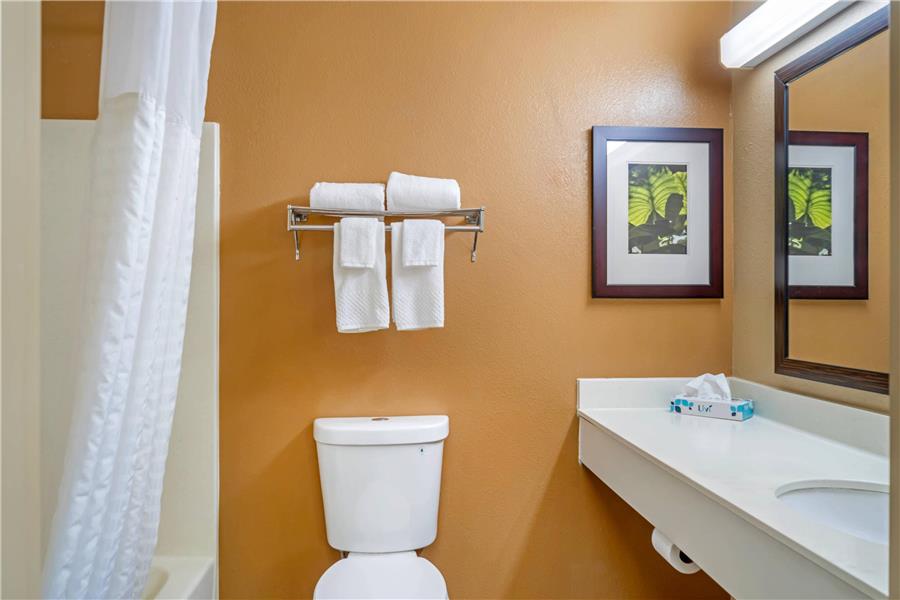MainStay Suites Chicago Hillside