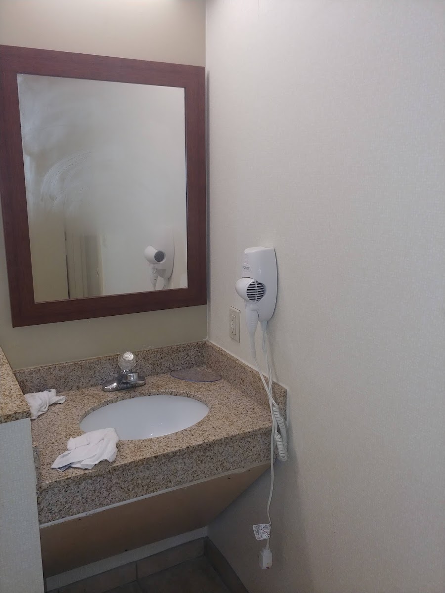 Quality Inn Hayti North