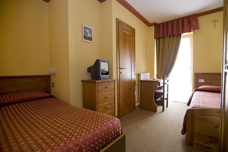 Hotel I Rododendri