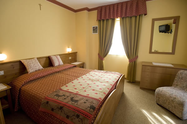 Hotel I Rododendri