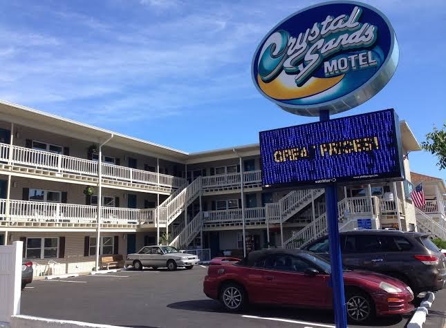 Crystal Sands Motel