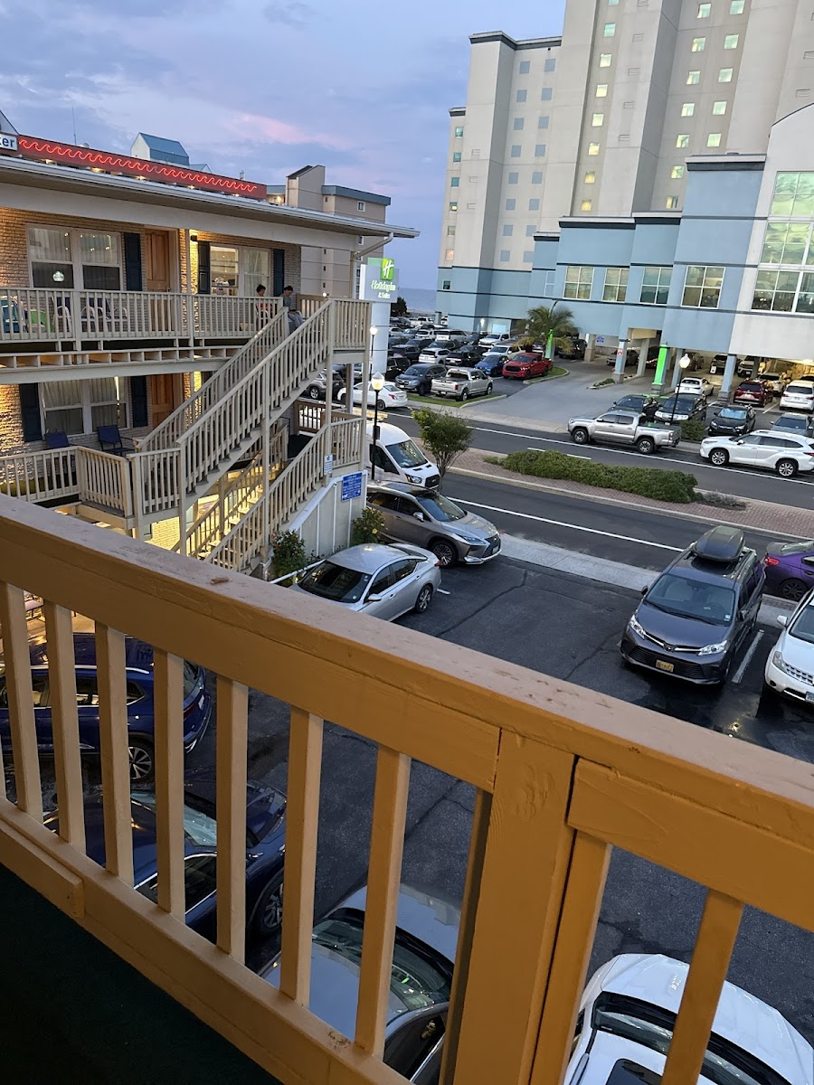 Crystal Sands Motel