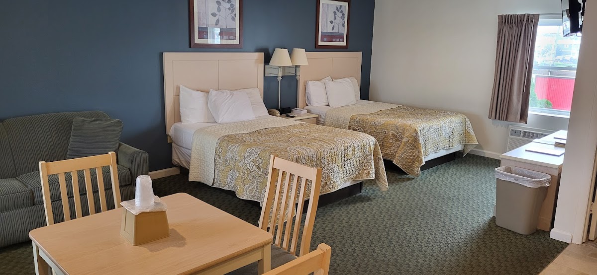Crystal Sands Motel