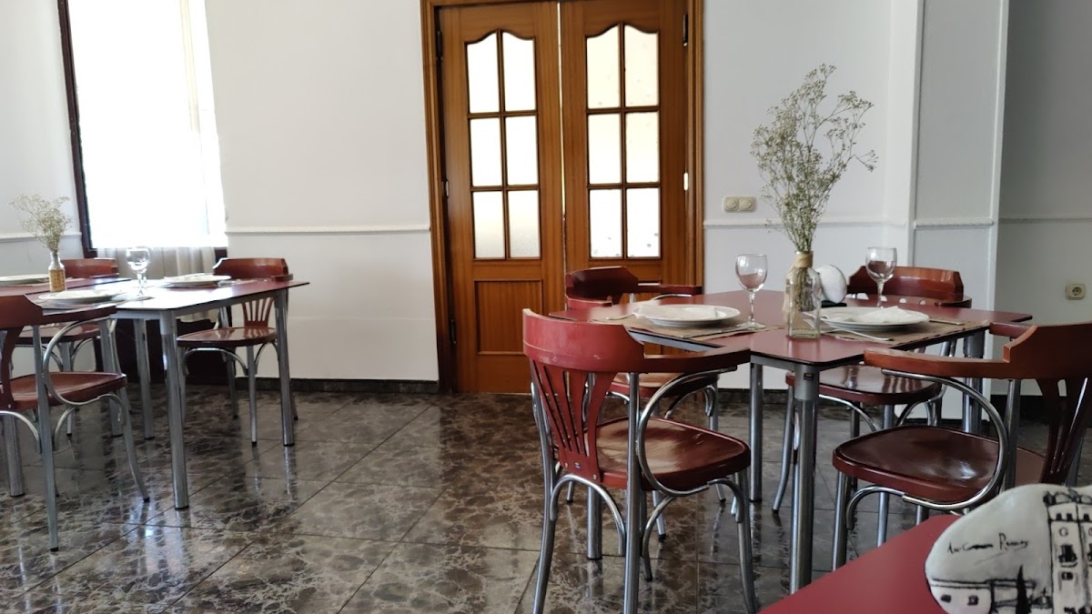 Hostal Velasco SL