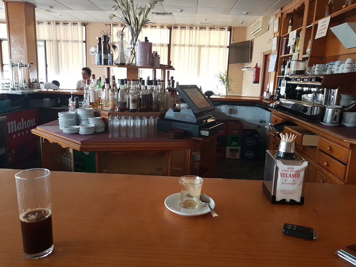 Hostal Velasco SL