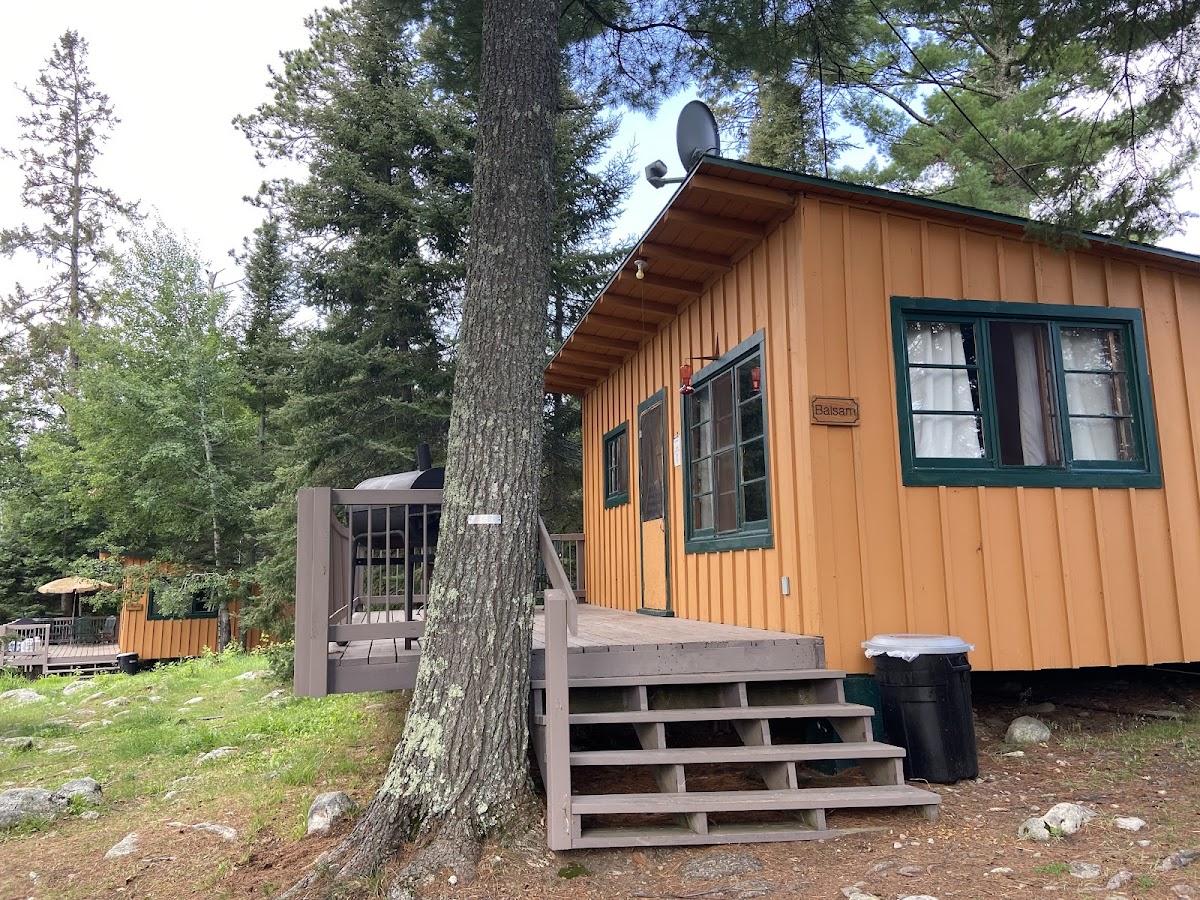 Pine Point Lodge, Resort & Motel
