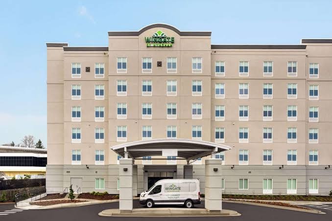 Courtyard by Marriott Seattle SeaTac Airport